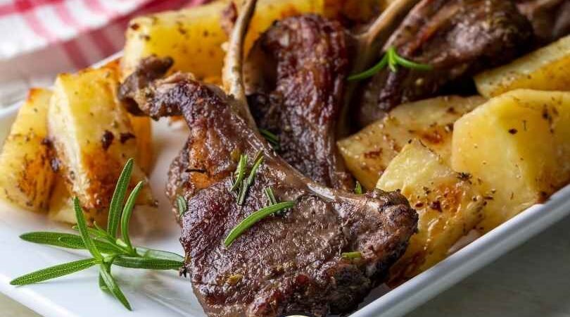 Lechazo Asado: Receta Tradicional Castellana de la Abuela