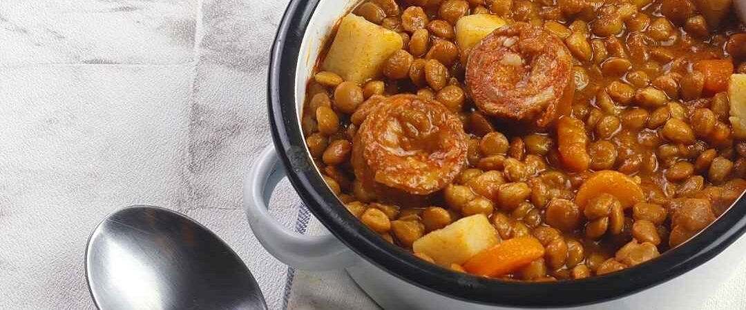 Lentejas con Chorizo: Receta Española Clásica