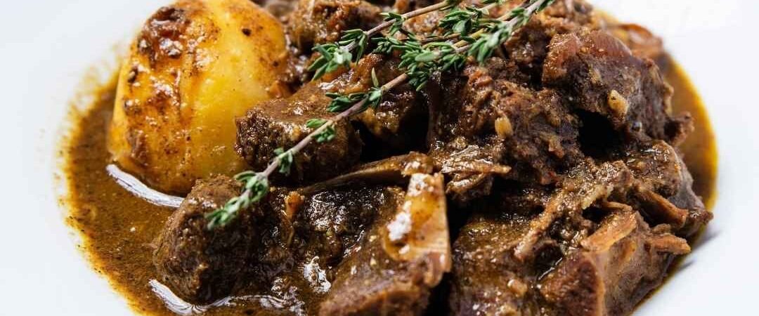 Rabo de Toro: Receta Tradicional Española